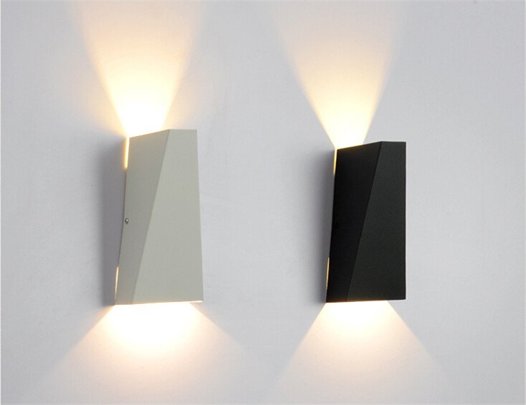 Max W6819wh LED nástěnné světlo 21x10cm bílé